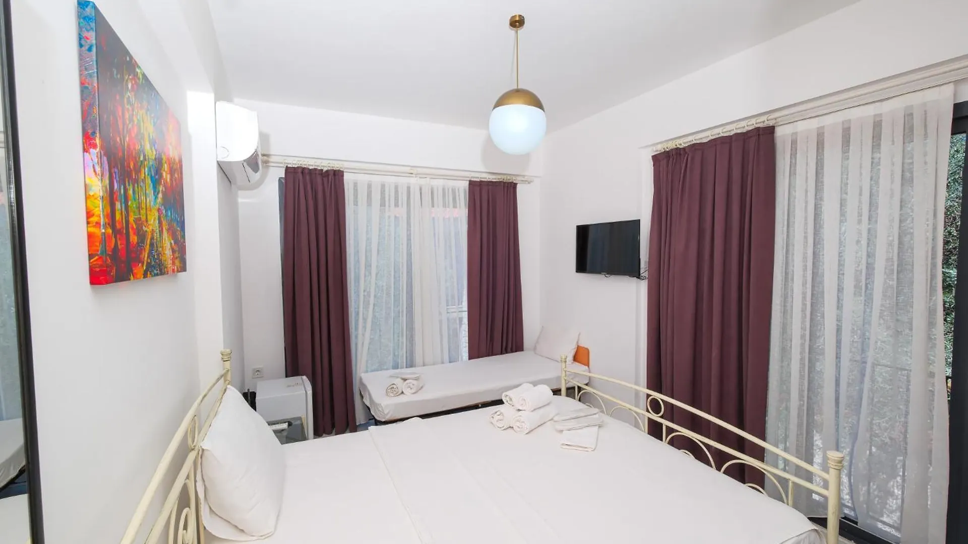 Kybele Alaçatı İzmir 0*,