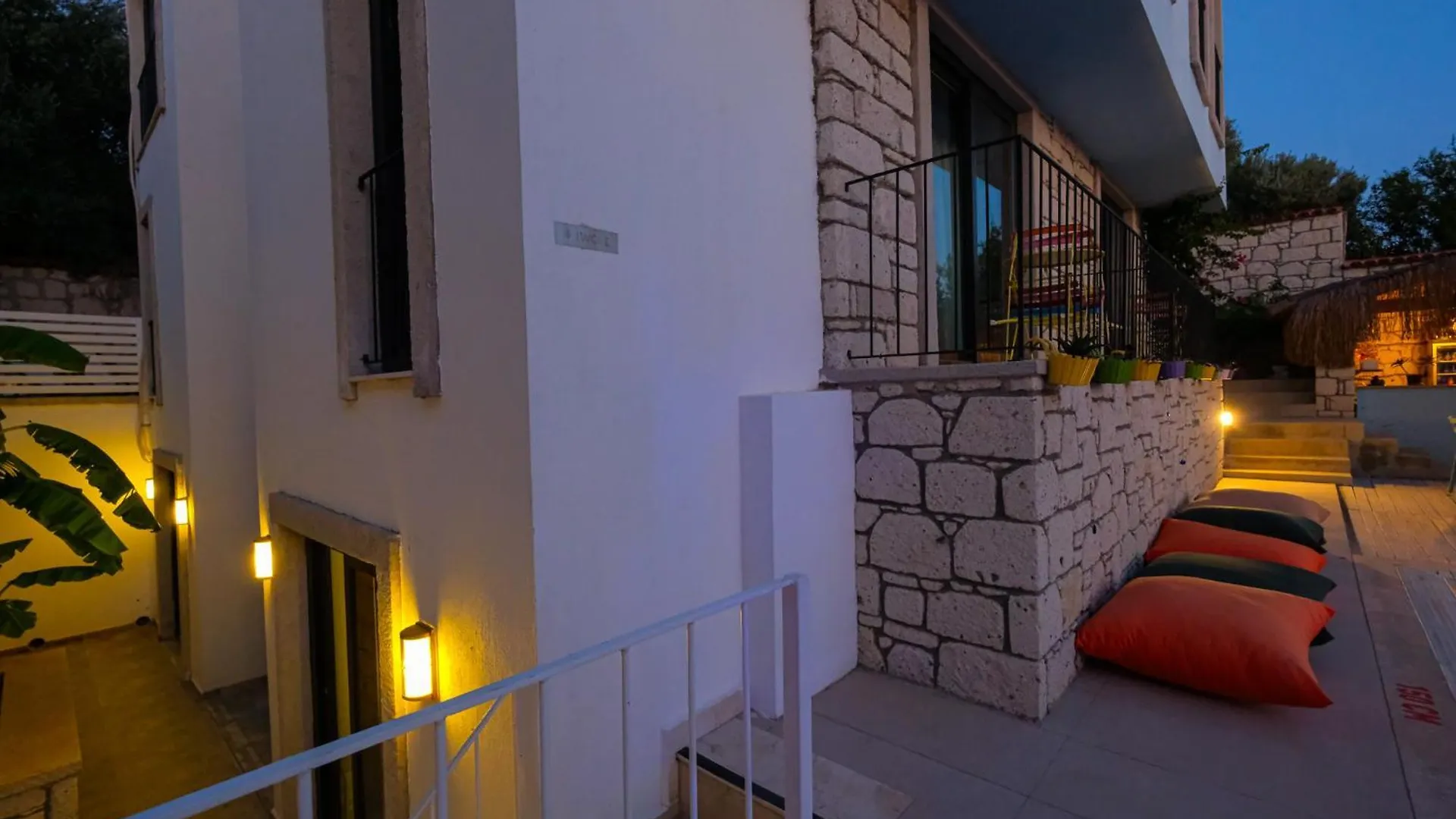 Kybele Alaçatı İzmir 0*,  Türkiye