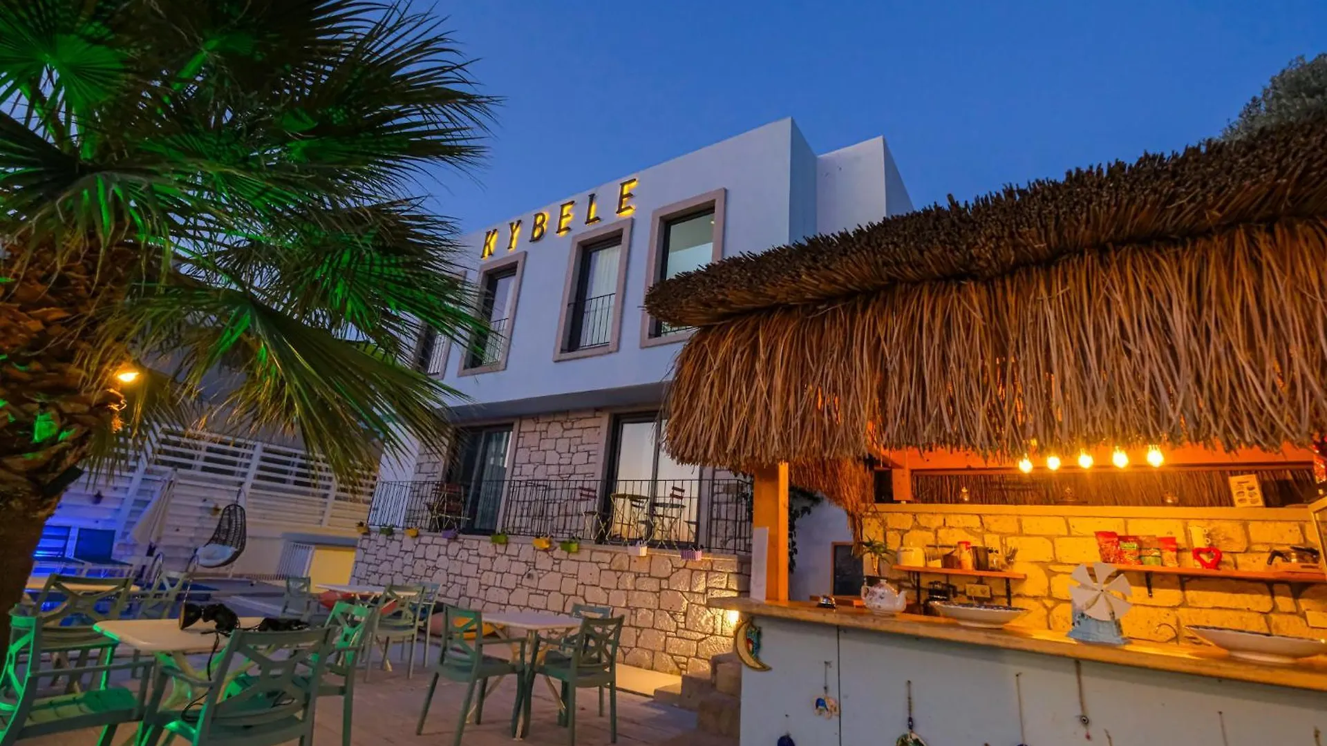 Kybele Alaçatı İzmir Otel