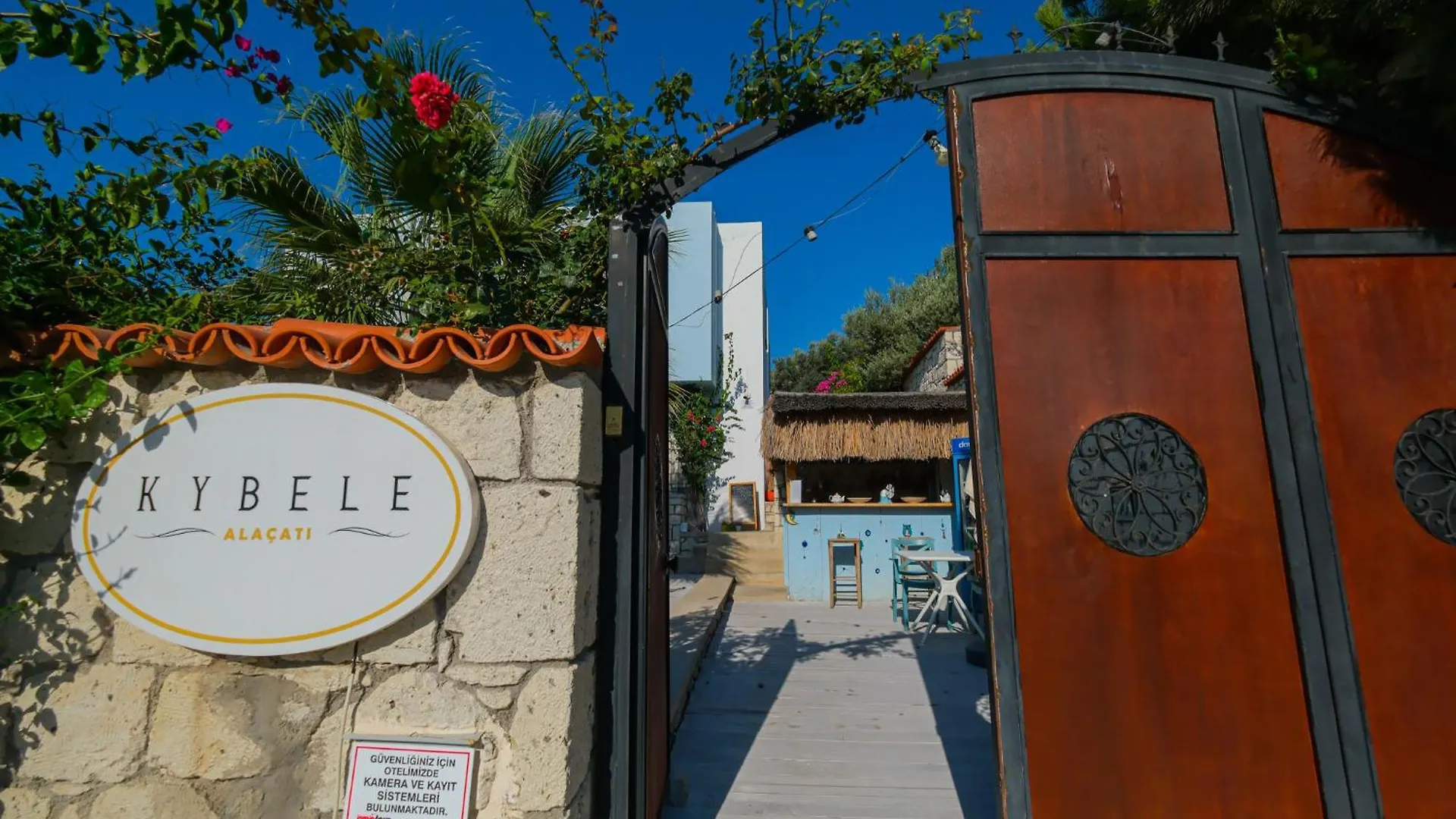 Kybele Alaçatı İzmir