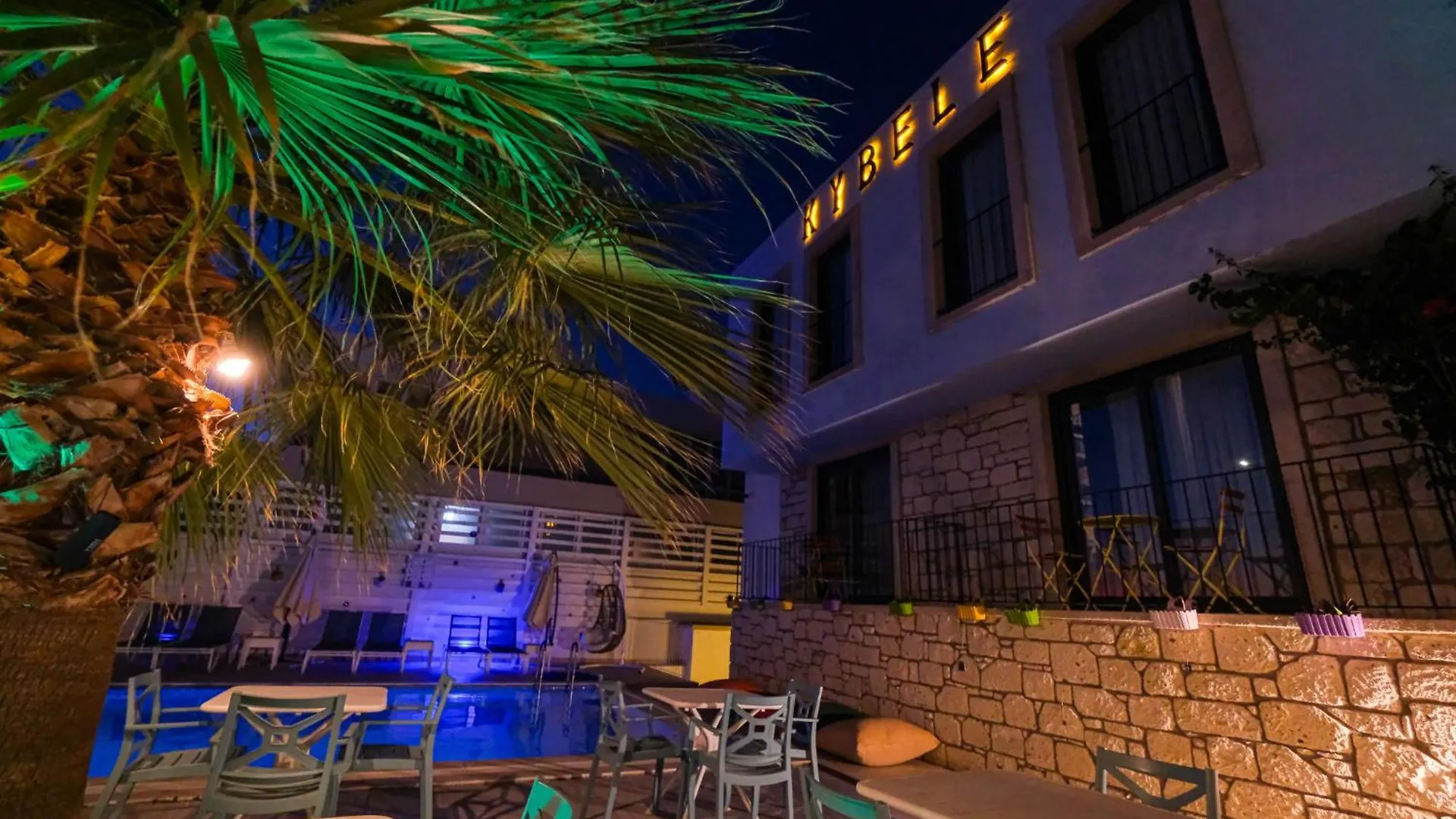 Kybele Alaçatı İzmir